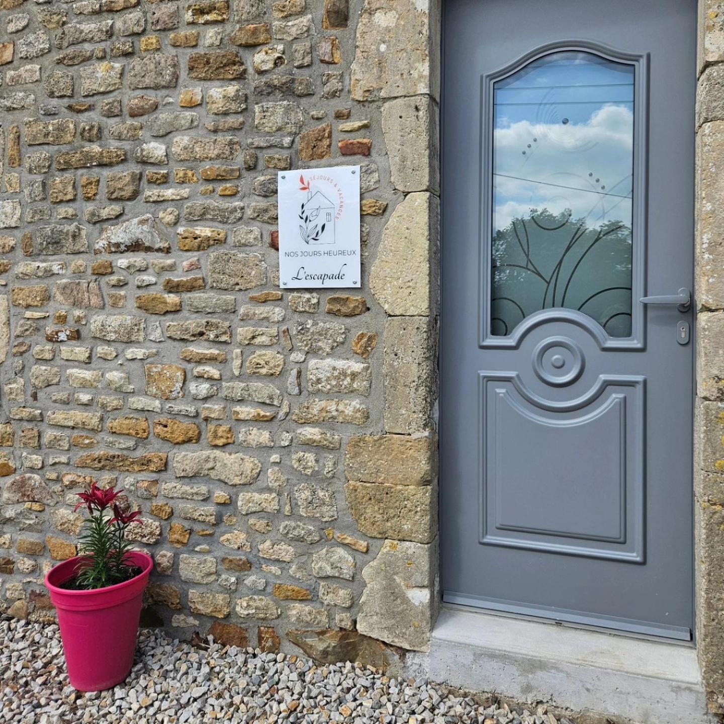 L'Escapade, Maison De Campagne Etienville المظهر الخارجي الصورة